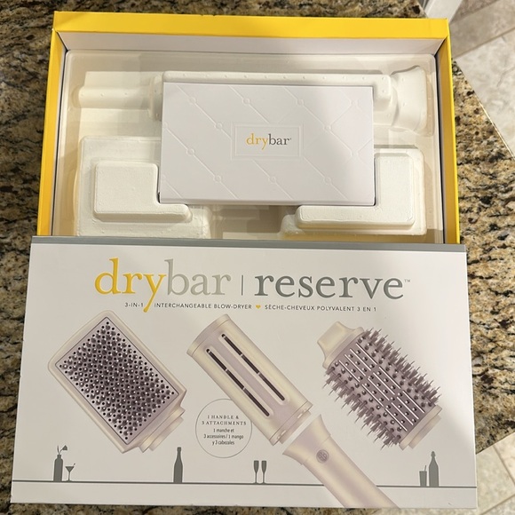 NIB drybar reserve 3-in-1 interchangeable blow-dryer - Picture 4 of 9